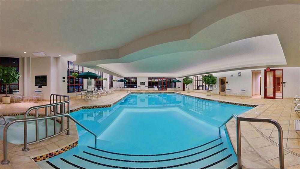 Renaissance Tulsa Hotel & Convention Center Экстерьер фото