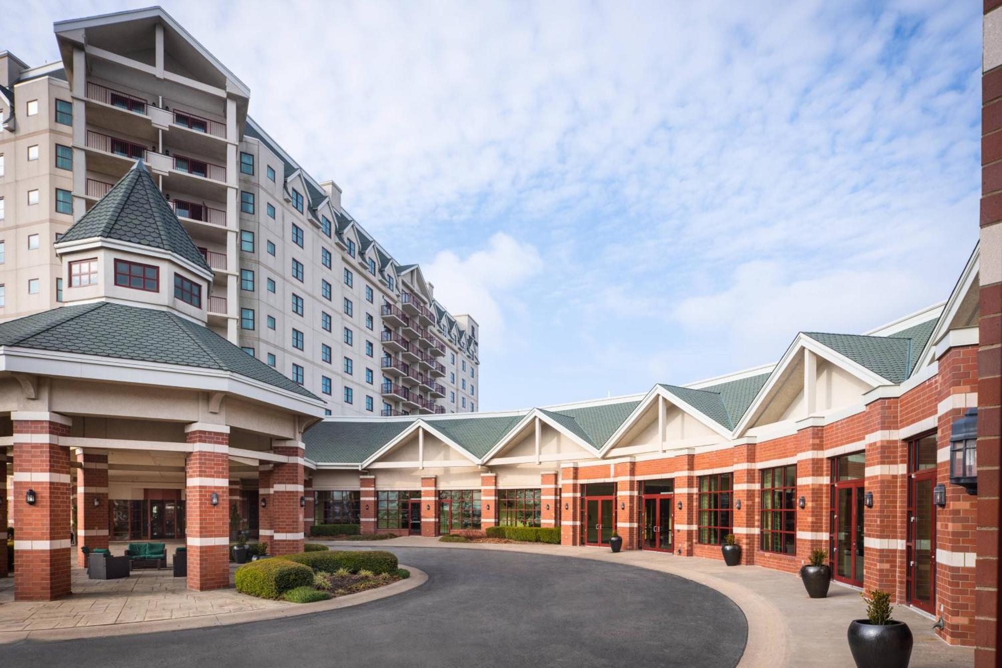 Renaissance Tulsa Hotel & Convention Center Экстерьер фото